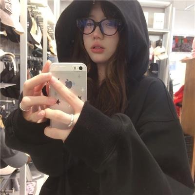 荒岛美女
